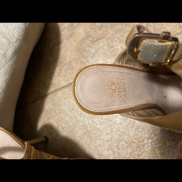 Tan Studs Vince Camuto sling back heels - Picture 5 of 6